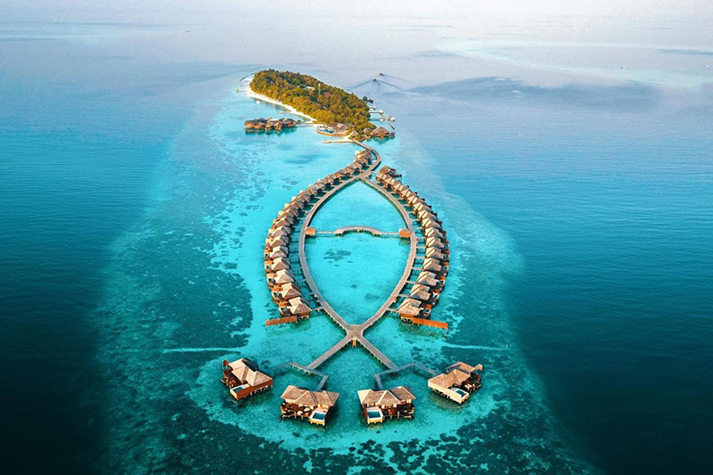 Huvahendhoo-Island.jpg